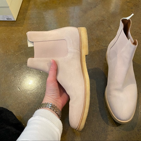 Common Projects Boots - Picture 3 of 11